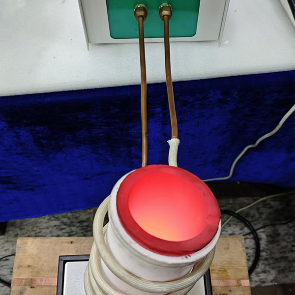 ISO9185 Schutzkleidung geschmolzener Metall -Splash -Tester für Textilmaterial mit Hochfrequenzheizofen